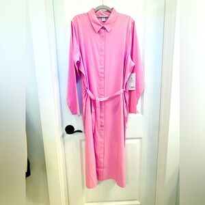 Bubble gum pink 💓 shirt dress!